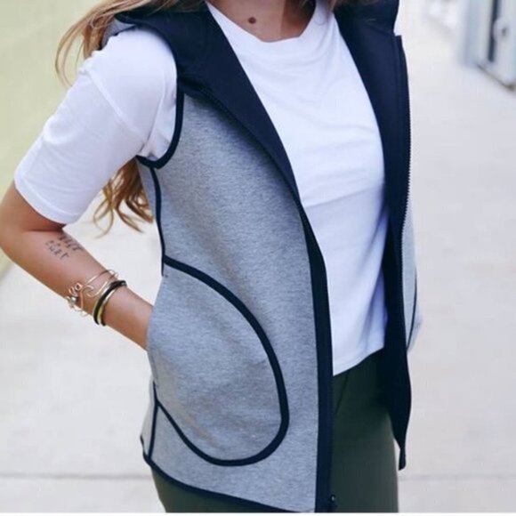 Lululemon Insculpt Resersiable Vest Size 6 - Picture 3 of 11